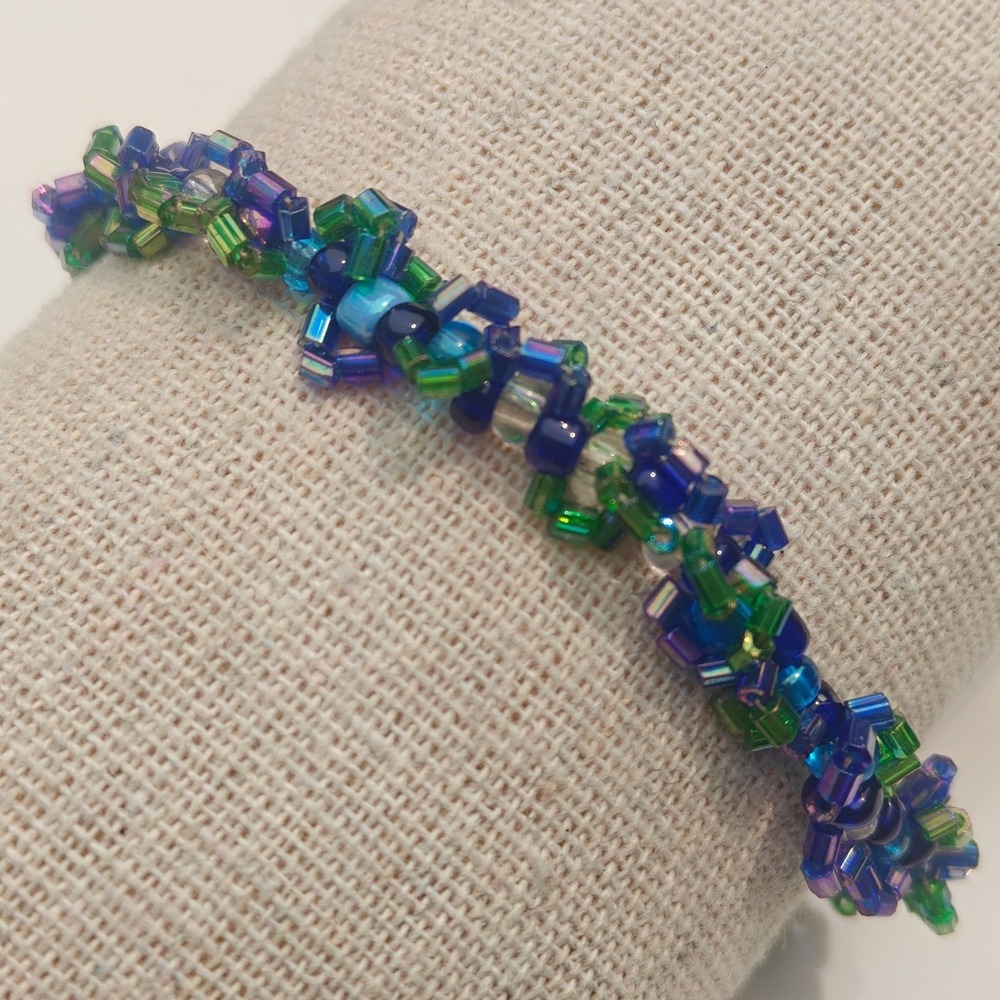 Blue Green Iridescent Glass Seed Bead Oil Slick Toggle Bracelet Silver Tone